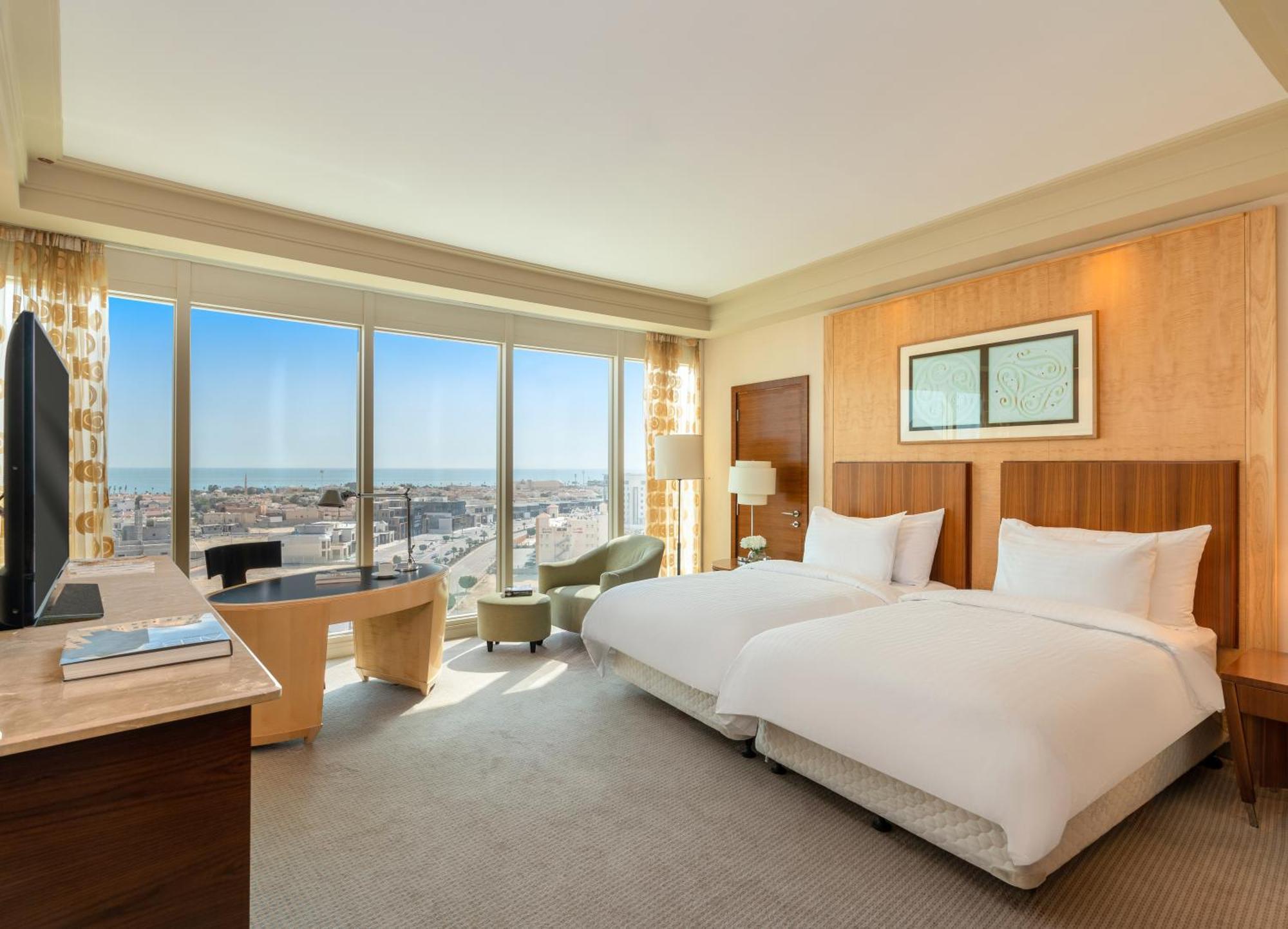 Mövenpick Hotel Al Khobar Exteriör bild Deluxe room