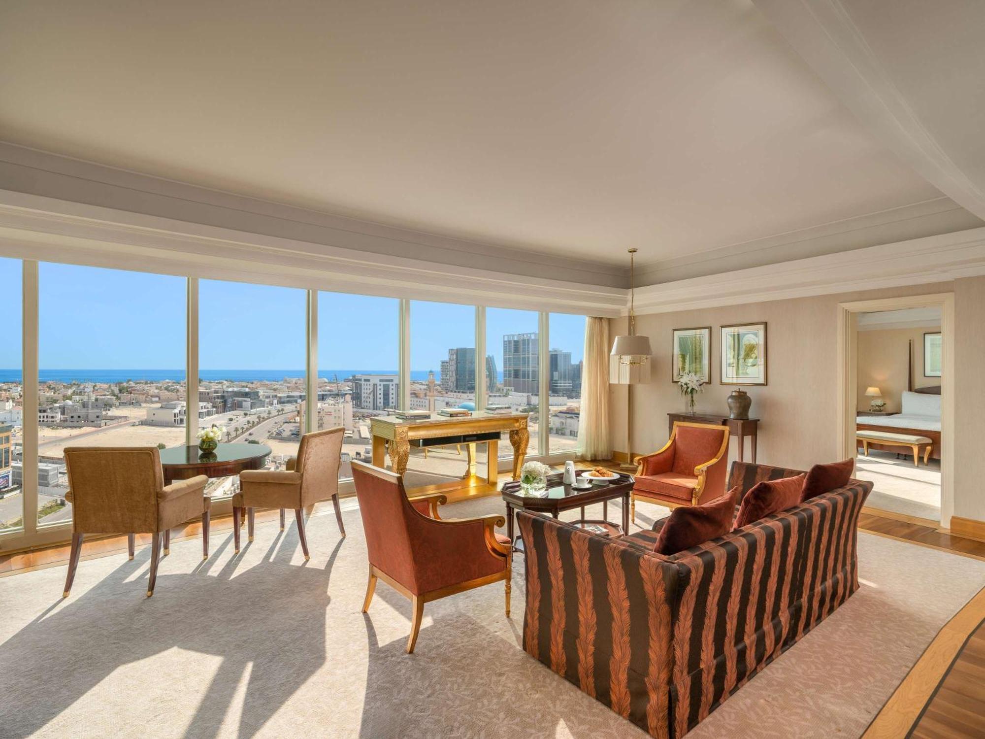 Mövenpick Hotel Al Khobar Exteriör bild A living room at the Four Seasons